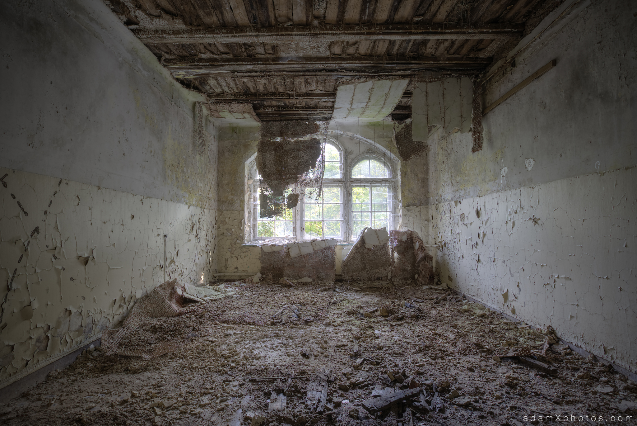Adam X Urbex Beelitz Heilstatten Germany Urban Exploration Womens Women's Sanatorium Hospital Decay Lost Abandoned Hidden collapsing roof decaying room