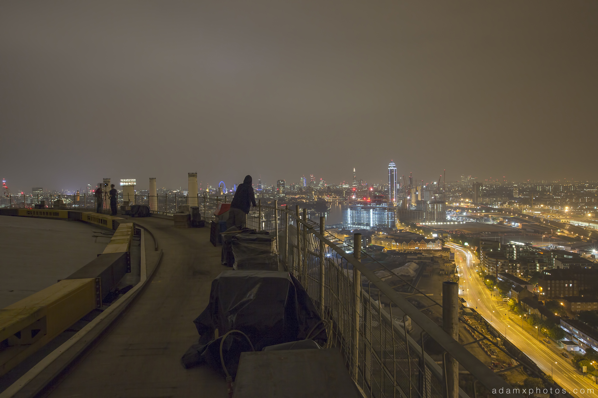 Adam X Urbex UE Urban Exploration London Rooftops High Night Photo Photography Skyline Battersea Gas Holders Gasometer roof explorers battersea power station BPS selfie