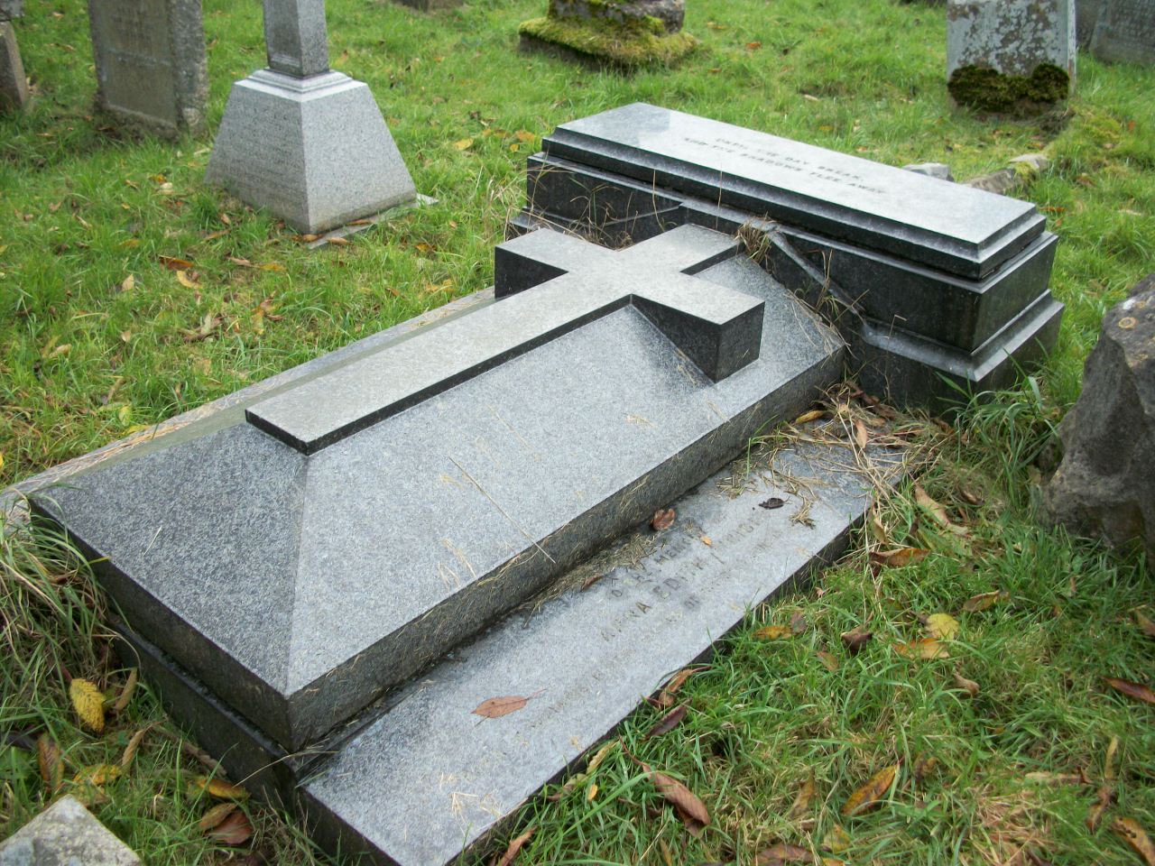 WW grave 1