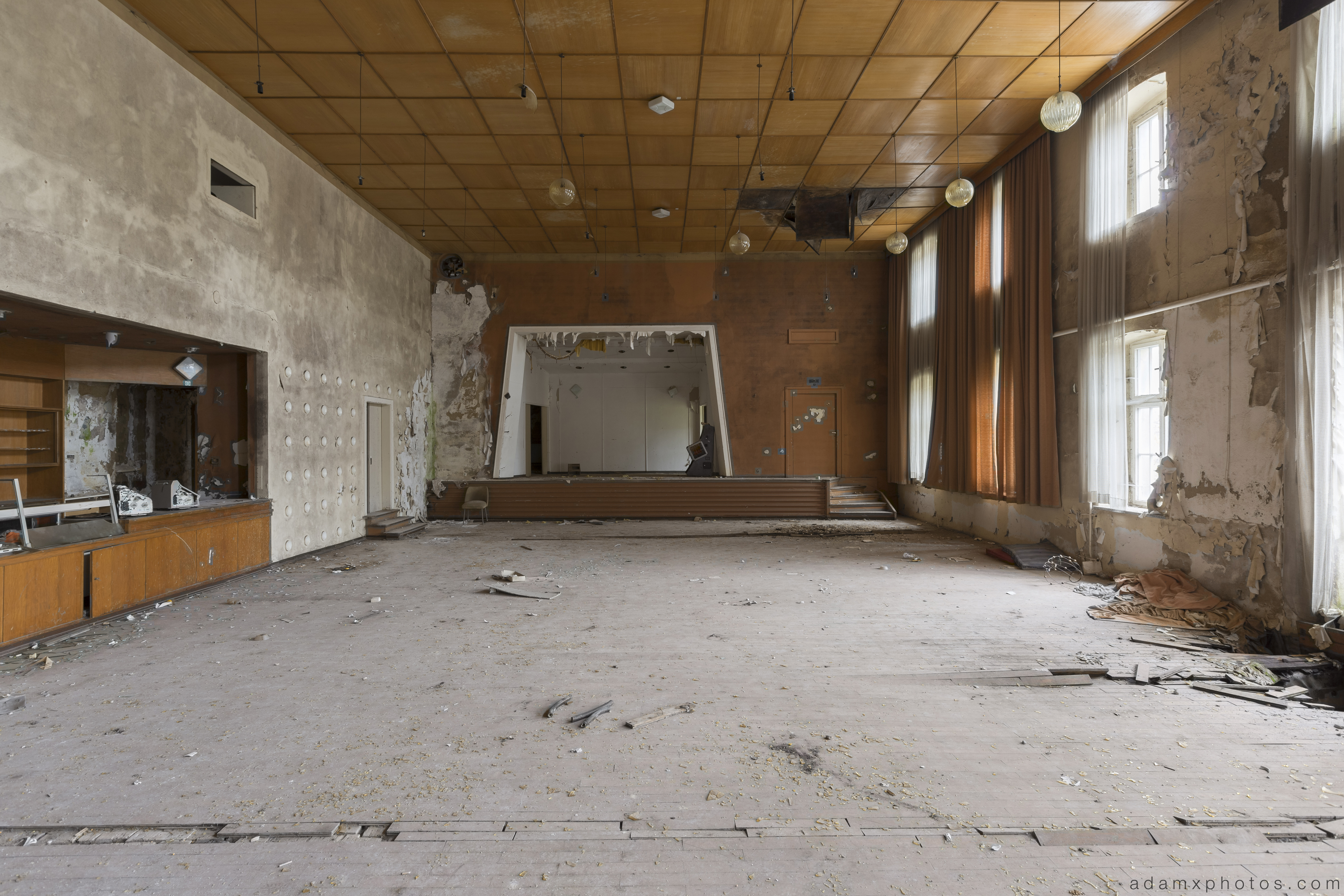 Upstairs small stage Ballhaus K Ballroom Urbex Germany Adam X Urban Exploration Access 2016 Abandoned decay lost forgotten derelict location Deutschland